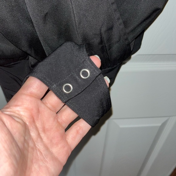 Express NWT Women's Black Satin Bodysuit XL - Picture 3 of 4